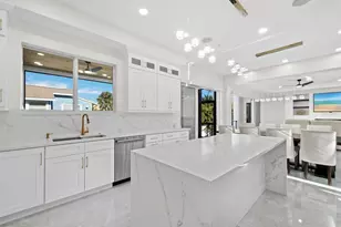 635 Jungle Queen Way, Longboat Key, FL 34228 - Photo 18