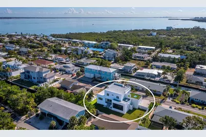 635 Jungle Queen Way, Longboat Key, FL 34228 - Photo 46