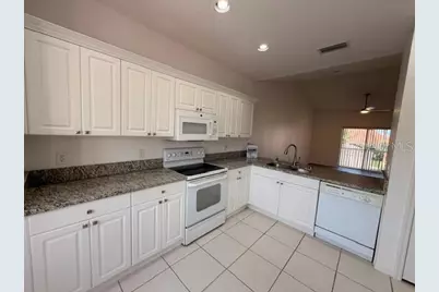 3980 Mediterranea Circle #522, Sarasota, FL 34233 - Photo 6