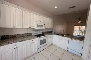3980 Mediterranea Cir, Sarasota, FL 34233 - Photo 6