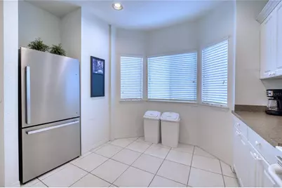 3980 Mediterranea Circle #522, Sarasota, FL 34233 - Photo 18
