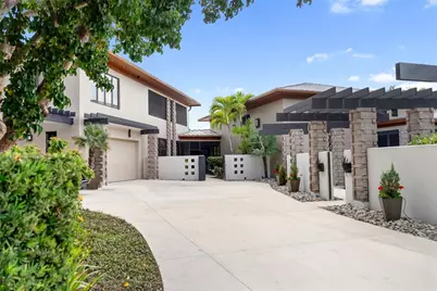 1804 N Lake Shore Drive, Sarasota, FL 34231 - Photo 2