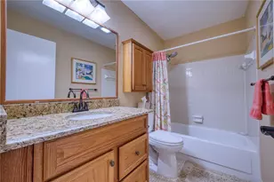 3810 41st St W, Bradenton, FL 34205 - Photo 12