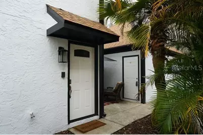 16077 Dawnview Drive, Tampa, FL 33624 - Photo 4