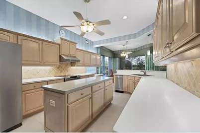 7212 Saint Georges Way, University Park, FL 34201 - Photo 16