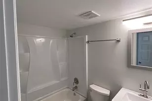 3232 Fruitville Rd, Sarasota, FL 34237 - Photo 6