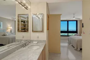 585 Sanctuary Dr, Longboat Key, FL 34228 - Photo 20