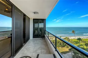 585 Sanctuary Dr, Longboat Key, FL 34228 - Photo 1