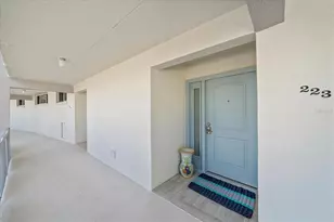 100 Sands Point Rd, Longboat Key, FL 34228 - Photo 4