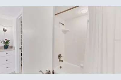 1100 Benjamin Franklin Drive #603, Sarasota, FL 34236 - Photo 24