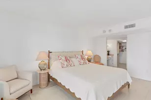 1100 Benjamin Franklin Dr, Sarasota, FL 34236 - Photo 20