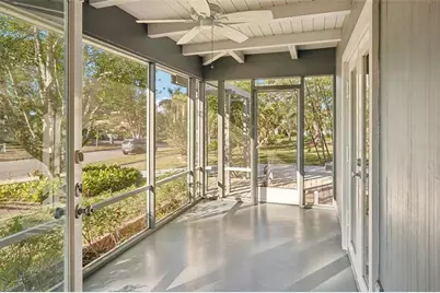 349 Scott Avenue, Sarasota, FL 34243 - Photo 6