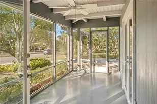 349 Scott Ave, Sarasota, FL 34243 - Photo 6