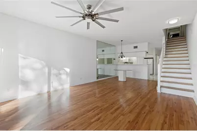 4610 Mirabella Court, Saint Pete Beach, FL 33706 - Photo 10