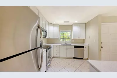 2425 Aspinwall Street #2425, Sarasota, FL 34237 - Photo 10