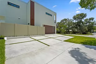 2604 Sydelle St, Sarasota, FL 34237 - Photo 24