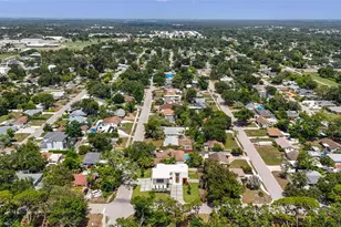 2604 Sydelle St, Sarasota, FL 34237 - Photo 86
