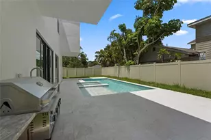 2604 Sydelle St, Sarasota, FL 34237 - Photo 72