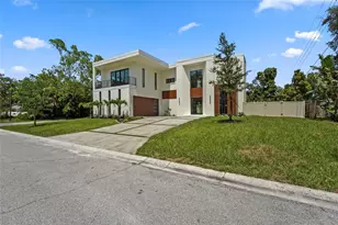 2604 Sydelle St, Sarasota, FL 34237 - Photo 16