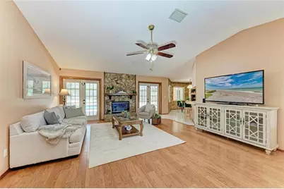 410 136th Court E, Bradenton, FL 34212 - Photo 6