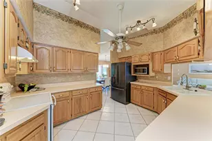 410 136th Ct E, Bradenton, FL 34212 - Photo 12