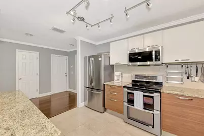 1894 Loma Linda Street, Sarasota, FL 34239 - Photo 20