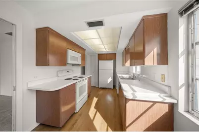 2507 Beneva Road #10, Sarasota, FL 34232 - Photo 12