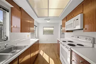 2507 Beneva Rd, Sarasota, FL 34232 - Photo 14