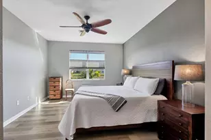 7525 Alumni Trail, Sarasota, FL 34243 - Photo 18