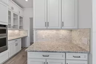 19111 Fox Lndg Pl, Lakewood Ranch, FL 34211 - Photo 10