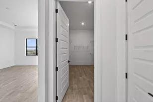 19111 Fox Lndg Pl, Lakewood Ranch, FL 34211 - Photo 22