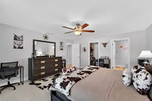 8646 Lisa Blvd, North Port, FL 34288 - Photo 14