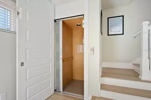 508 Laurel Pk Dr, Sarasota, FL 34236 - Photo 6