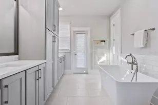 508 Laurel Pk Dr, Sarasota, FL 34236 - Photo 24