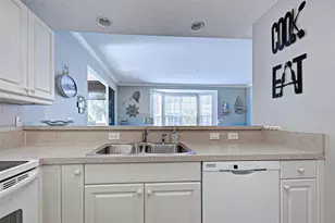 1406 Gondola Park Dr, Venice, FL 34292 - Photo 22