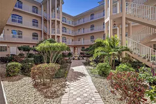 1406 Gondola Park Dr, Venice, FL 34292 - Photo 2