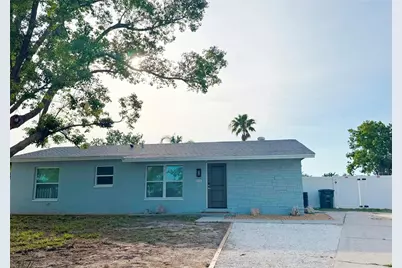 2702 38th Street W, Bradenton, FL 34205 - Photo 1