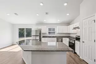 1193 NW Victoria Ave, Port Charlotte, FL 33948 - Photo 6