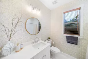 3405 71st Ave E, Sarasota, FL 34243 - Photo 28