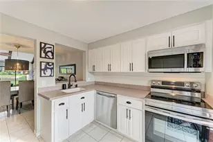 5315 Myrtle Wood, Sarasota, FL 34235 - Photo 18