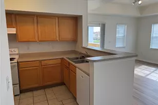 1130 Villagio Cir, Sarasota, FL 34237 - Photo 10