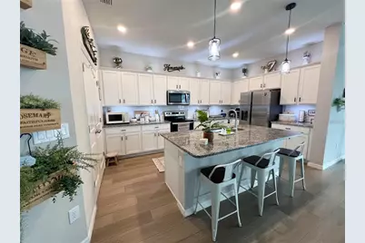 3567 74th Avenue Circle E, Sarasota, FL 34243 - Photo 8