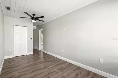 2586 Tami Sola Street, Sarasota, FL 34237 - Photo 14