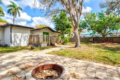 2586 Tami Sola Street, Sarasota, FL 34237 - Photo 30