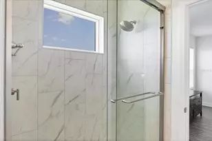 9924 Crystal Isles Cir, Sarasota, FL 34241 - Photo 16