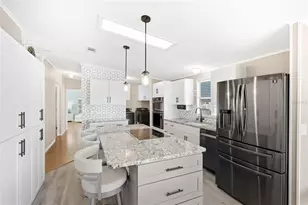 1207 31st Ave W, Palmetto, FL 34221 - Photo 16