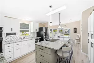 1207 31st Ave W, Palmetto, FL 34221 - Photo 14