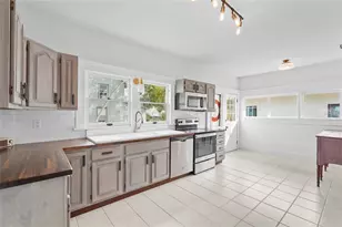 1550 3rd Ave W, Bradenton, FL 34205 - Photo 24