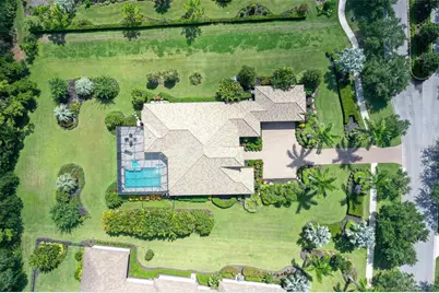 8361 Lindrick Lane, Lakewood Ranch, FL 34202 - Photo 6