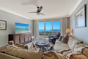 1350 Main St, Sarasota, FL 34236 - Photo 4